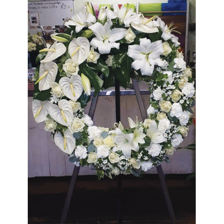 COURONNE SUR TRÉPIED