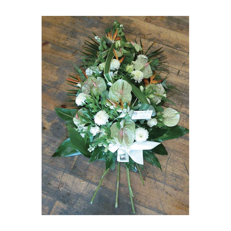 GERBE PIQUÉE DANS LA MOUSSE