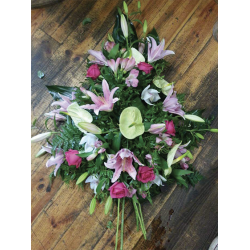 GERBE PIQUÉE DANS LA MOUSSE