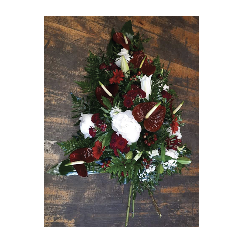 GERBE PIQUÉE DANS LA MOUSSE